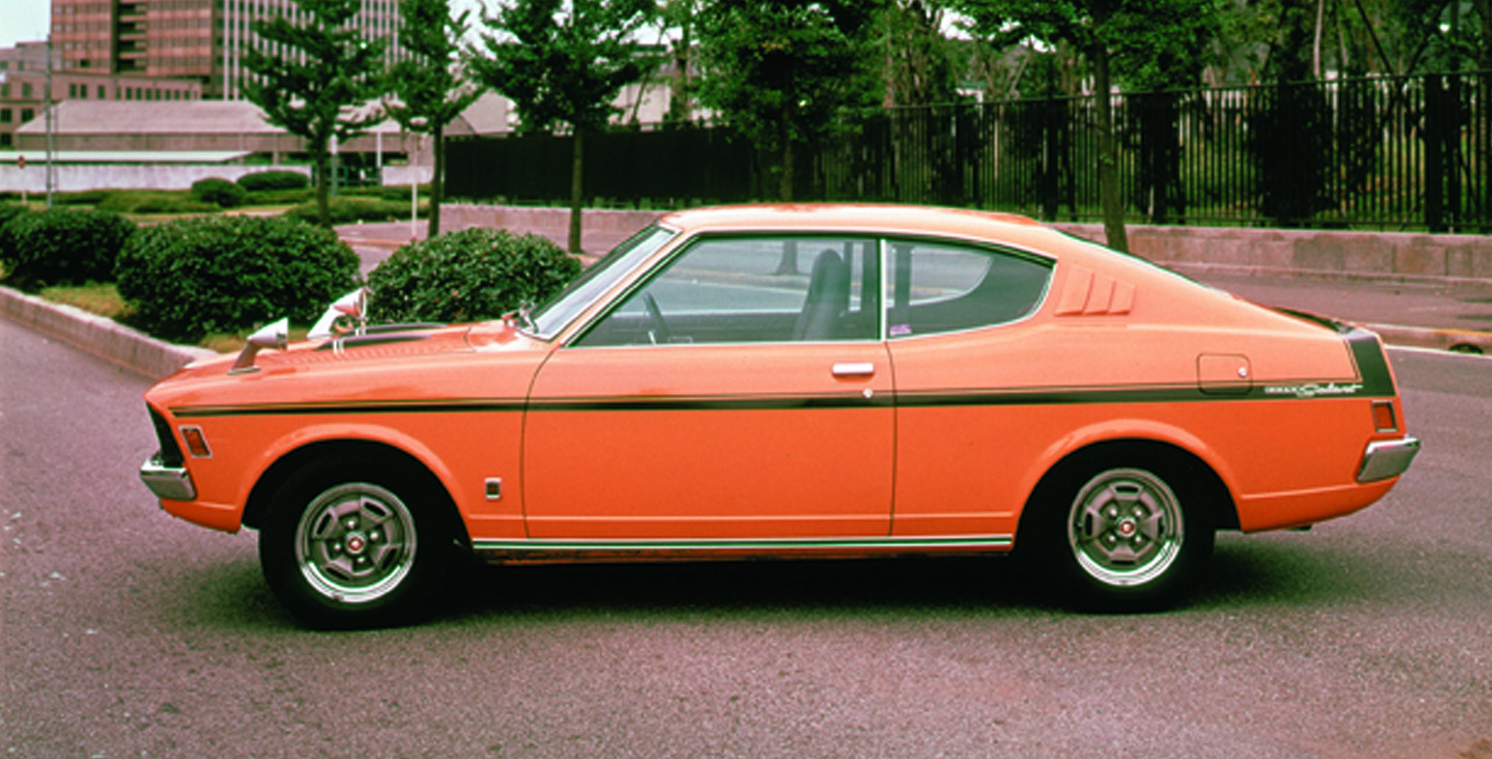 Explore Mitsubishi Galant GTO - Car Heritage | Mitsubishi Motors